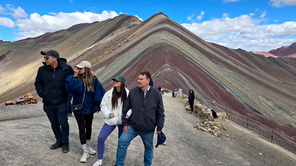 Rainbow Mountain Tour